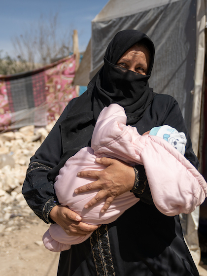Siria: la situación para mujeres y niñas peor que nunca mientras la crisis se agrava